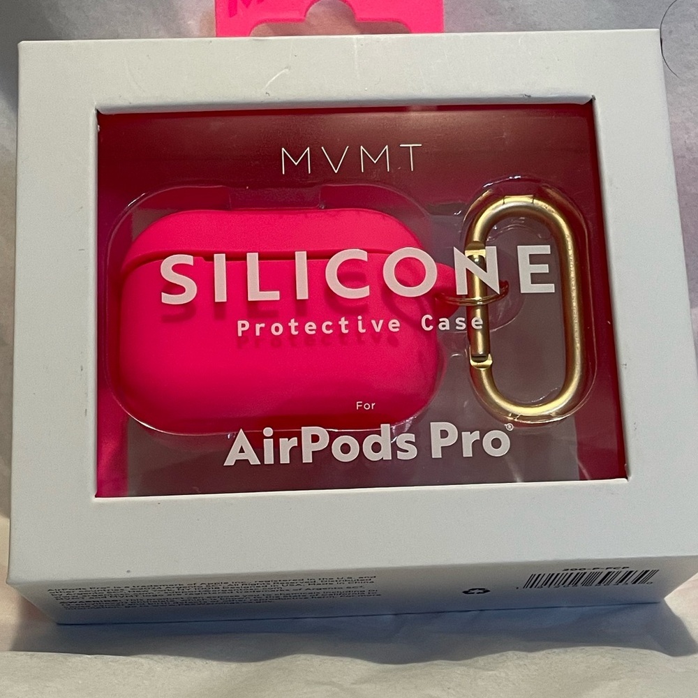 MVMT AirPods Pro Silicone Case with Gold Clip for